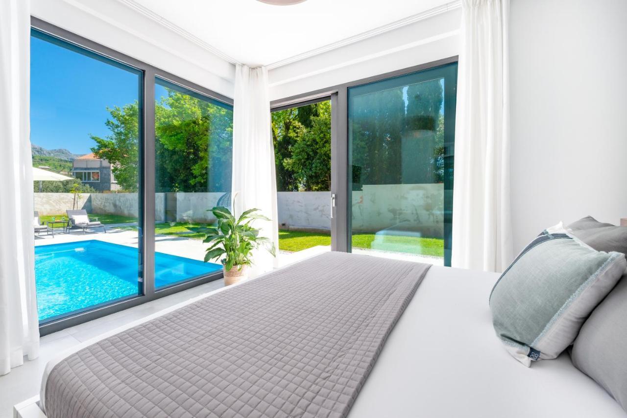 Villa Oasis - Your Luxury Home Away From Home Celopeci Exterior foto